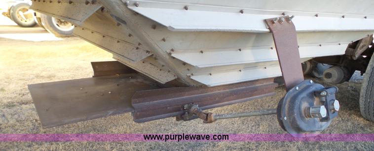 image for item J1278 1983 Chamberlin JAGH-700 double hopper grain trailer
