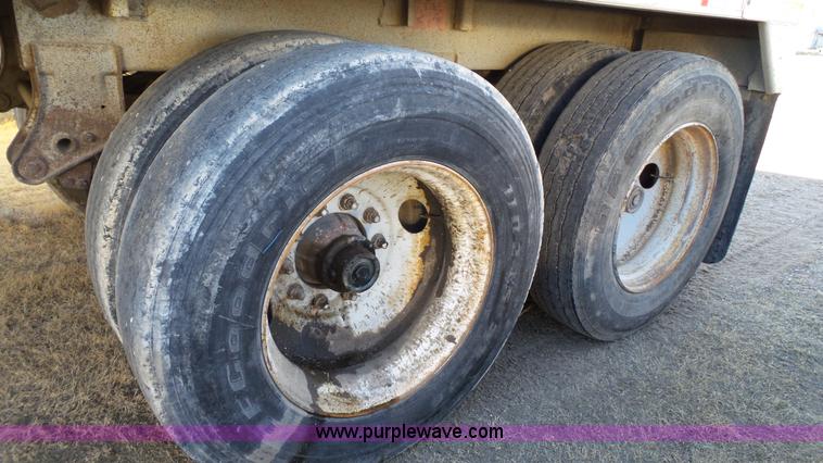 image for item J1278 1983 Chamberlin JAGH-700 double hopper grain trailer