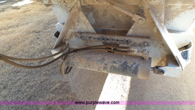 image for item J1280 2013 CTS BDT-40 bottom dump trailer