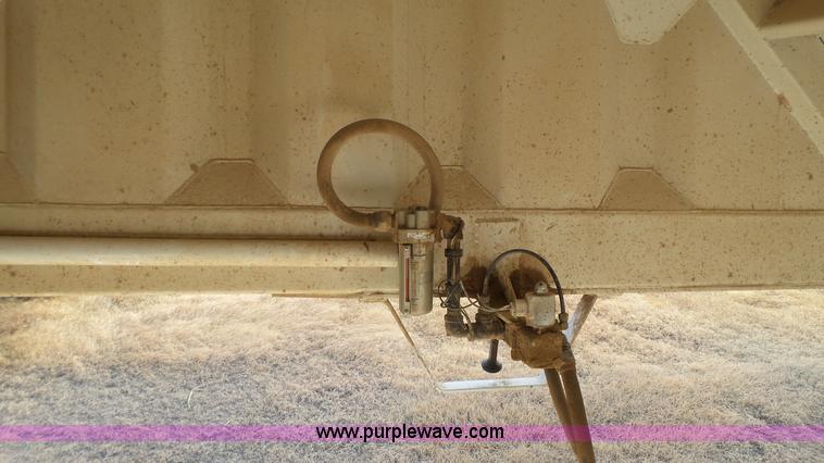 image for item J1280 2013 CTS BDT-40 bottom dump trailer