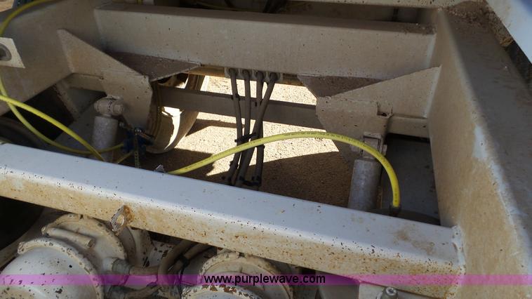 image for item J1280 2013 CTS BDT-40 bottom dump trailer