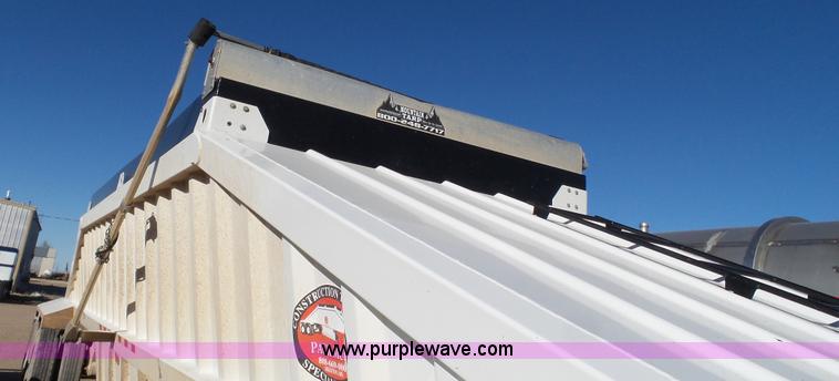 image for item J1280 2013 CTS BDT-40 bottom dump trailer