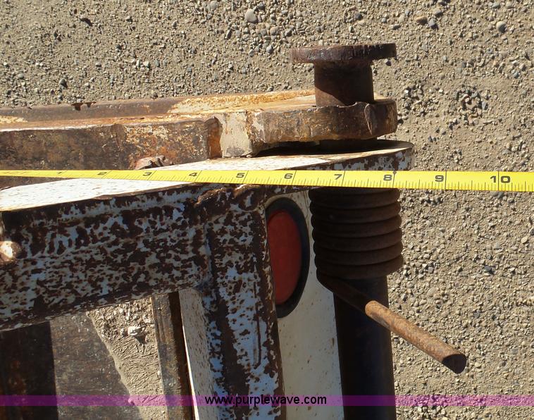 image for item J1281 2002 Nuttall equipment trailer