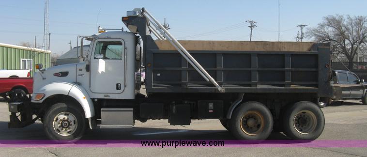 image for item J2906 2008 Peterbilt 340 dump truck