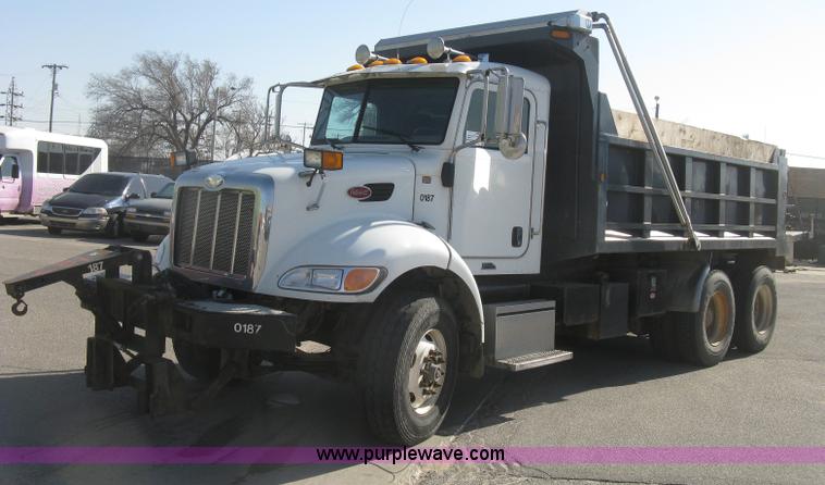 image for item J2906 2008 Peterbilt 340 dump truck