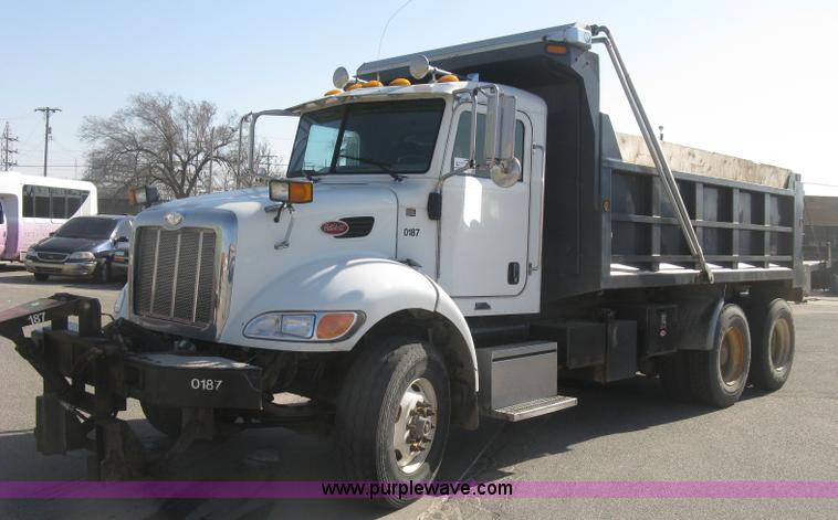 image for item J2906 2008 Peterbilt 340 dump truck