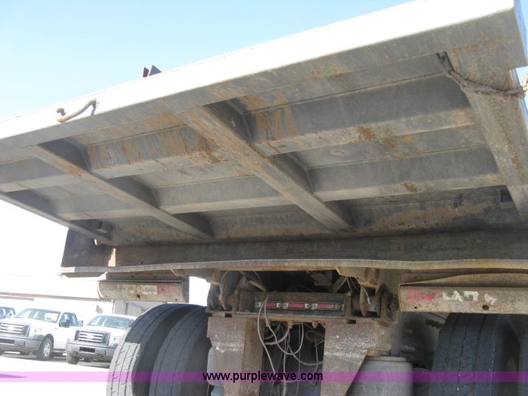 image for item J2906 2008 Peterbilt 340 dump truck