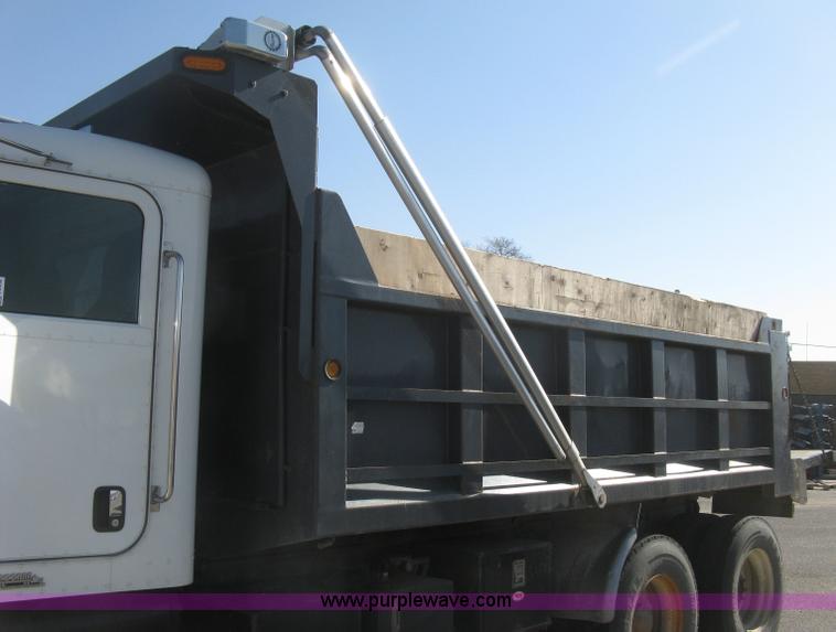 image for item J2906 2008 Peterbilt 340 dump truck