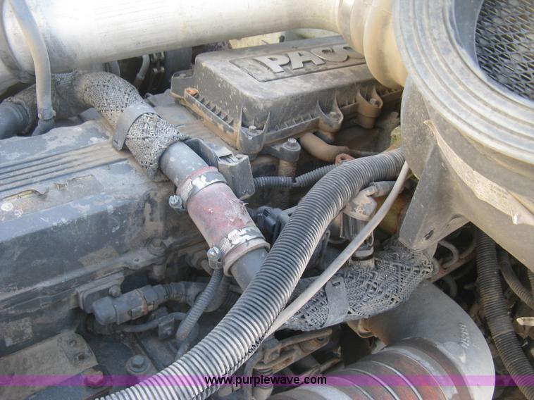 image for item J2906 2008 Peterbilt 340 dump truck