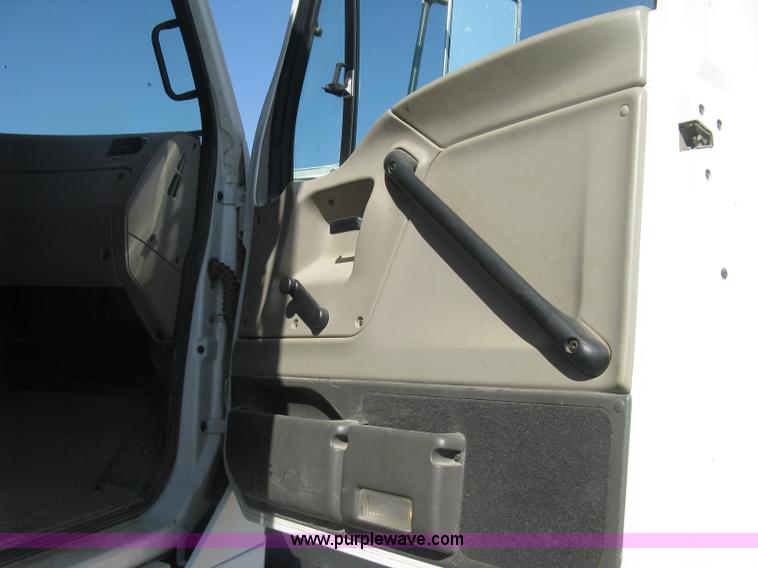 image for item J2907 2008 Sterling L8500 dump truck