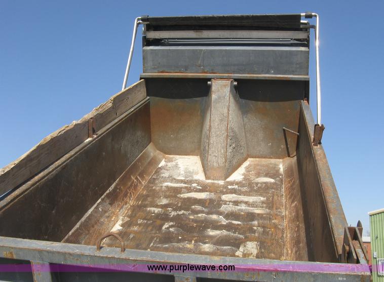 image for item J2907 2008 Sterling L8500 dump truck