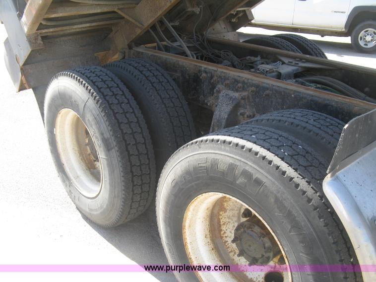 image for item J2907 2008 Sterling L8500 dump truck