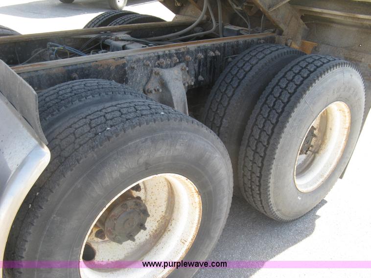 image for item J2907 2008 Sterling L8500 dump truck