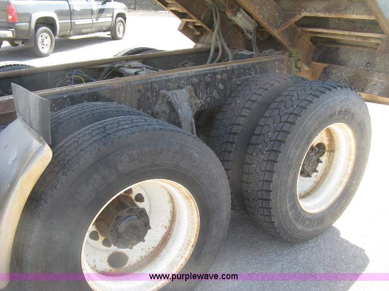 image for item J2908 2008 Sterling L8500 dump truck