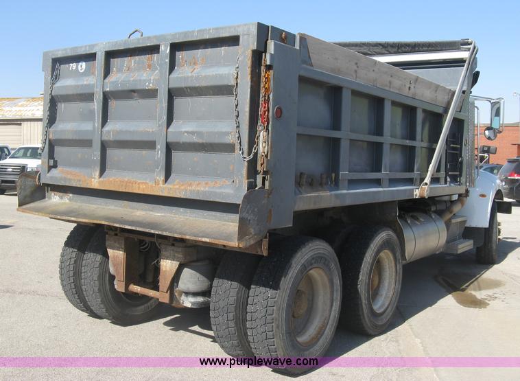 image for item J2909 2008 Peterbilt 340 dump truck
