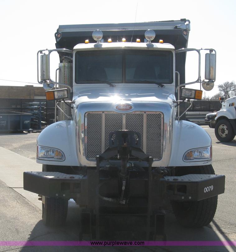 image for item J2909 2008 Peterbilt 340 dump truck