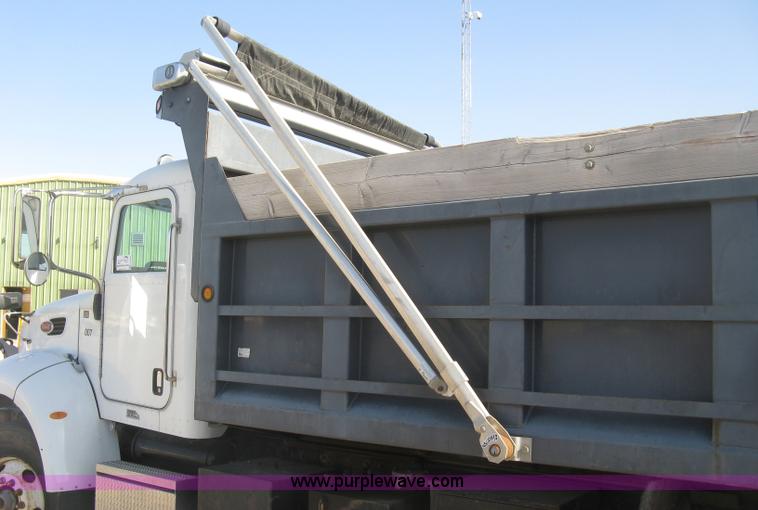 image for item J2909 2008 Peterbilt 340 dump truck