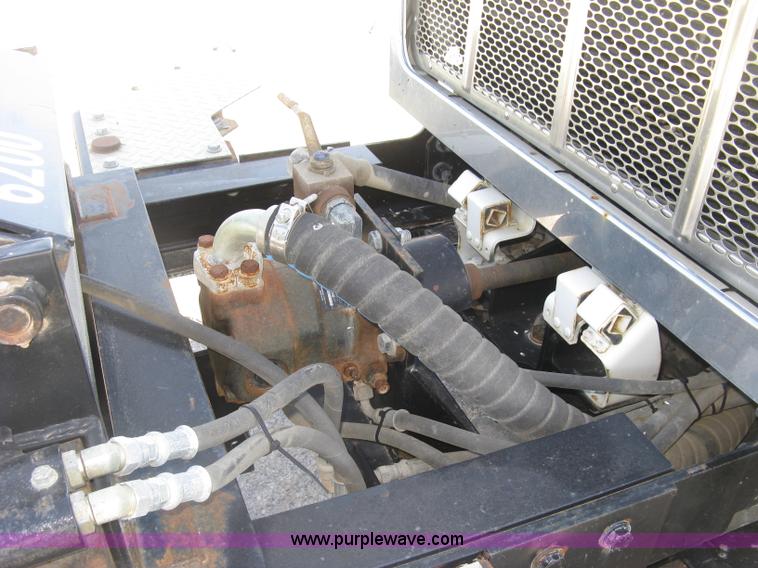 image for item J2909 2008 Peterbilt 340 dump truck