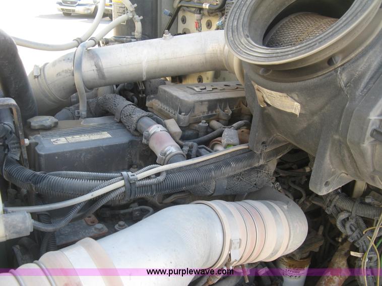 image for item J2909 2008 Peterbilt 340 dump truck