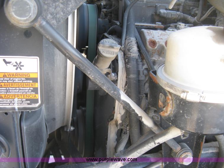 image for item J2909 2008 Peterbilt 340 dump truck