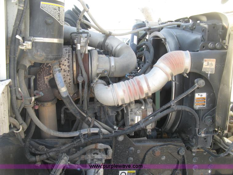 image for item J2909 2008 Peterbilt 340 dump truck