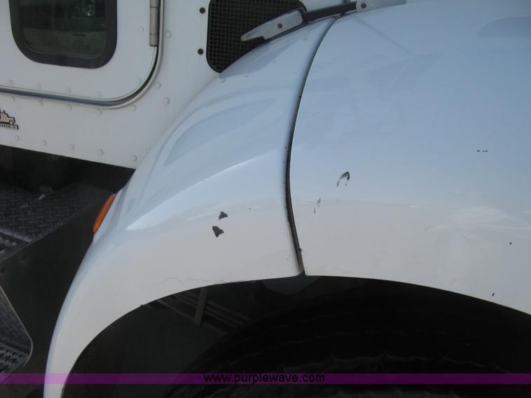 image for item J2909 2008 Peterbilt 340 dump truck