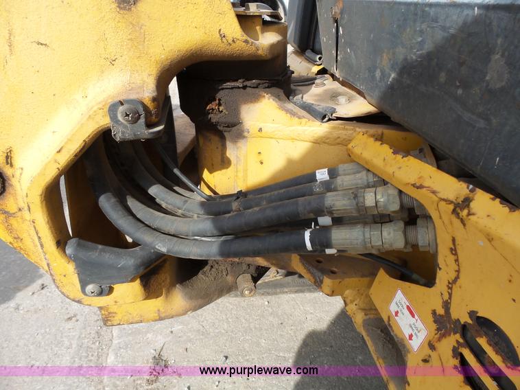 image for item J4248 2007 John Deere 27D compact excavator