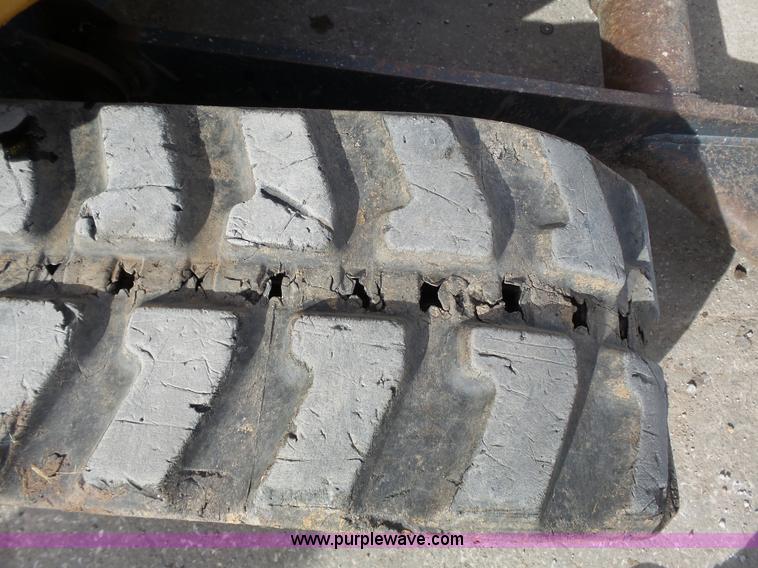 image for item J4248 2007 John Deere 27D compact excavator