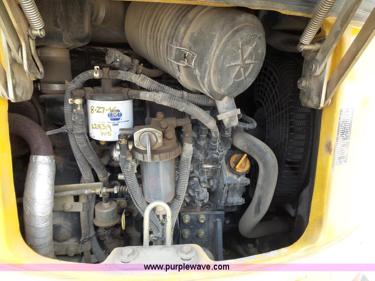 image for item J4248 2007 John Deere 27D compact excavator