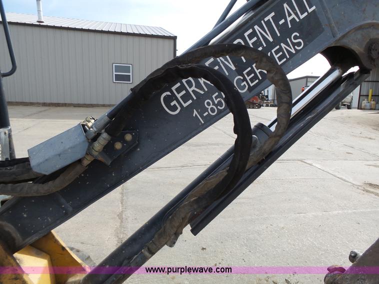 image for item J4248 2007 John Deere 27D compact excavator