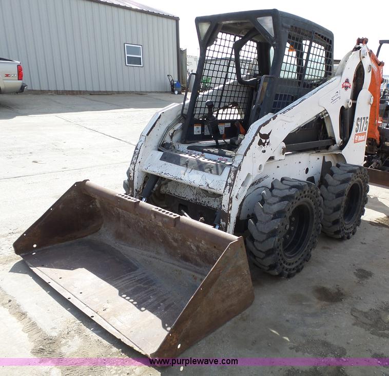 image for item J4250 2006 Bobcat S175 skid steer