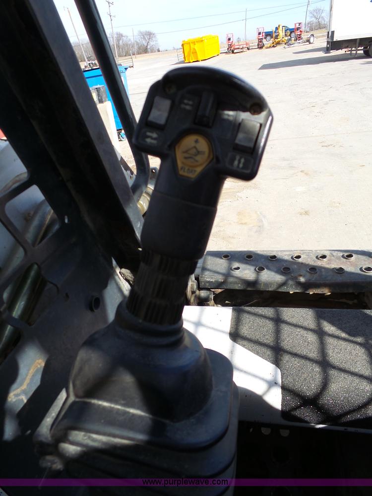 image for item J4250 2006 Bobcat S175 skid steer