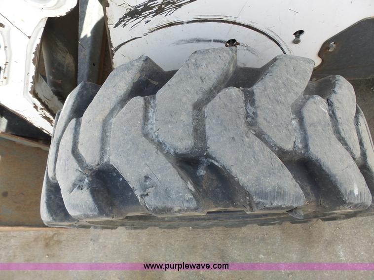 image for item J4250 2006 Bobcat S175 skid steer