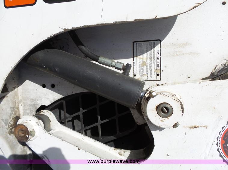 image for item J4250 2006 Bobcat S175 skid steer