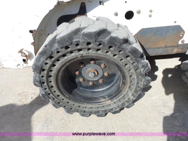 image for item J4250 2006 Bobcat S175 skid steer