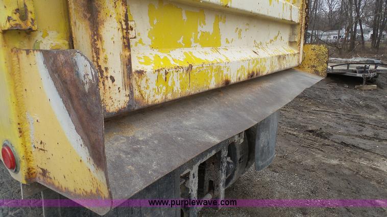 image for item J7262 Dump bed