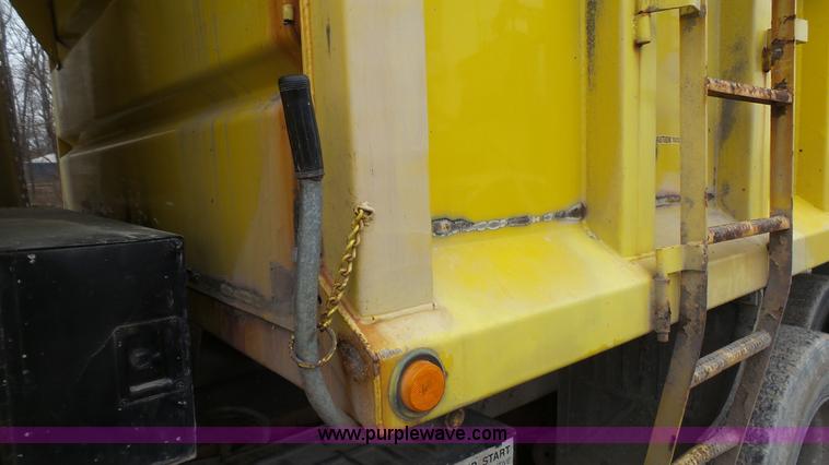 image for item J7262 Dump bed