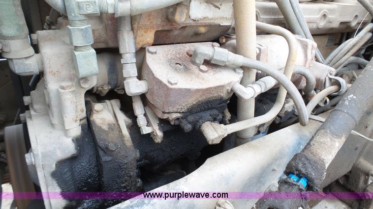 image for item J7264 1989 Peterbilt 357 mixer truck