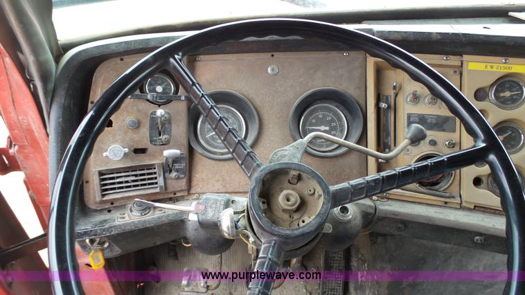 image for item J7267 1980 Ford L8000 dump truck