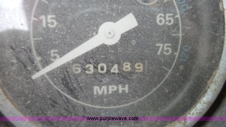 image for item J7267 1980 Ford L8000 dump truck