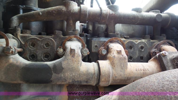 image for item J7267 1980 Ford L8000 dump truck