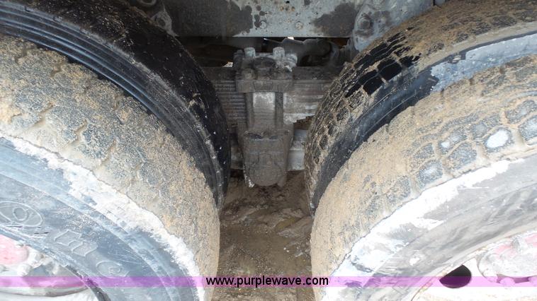 image for item J7267 1980 Ford L8000 dump truck