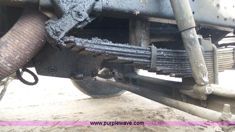 image for item J7267 1980 Ford L8000 dump truck