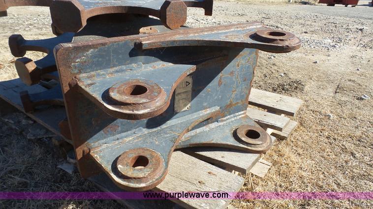 image for item J7275 Backhoe compactor