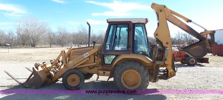 image for item J7277 Case 580K backhoe