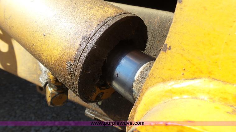 image for item J7277 Case 580K backhoe