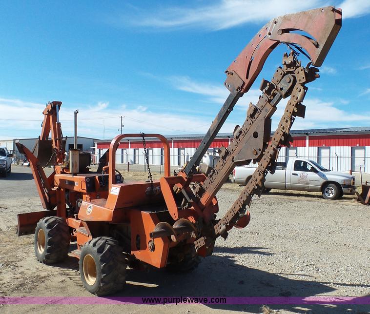 image for item J7278 Ditch Witch 6510 trencher