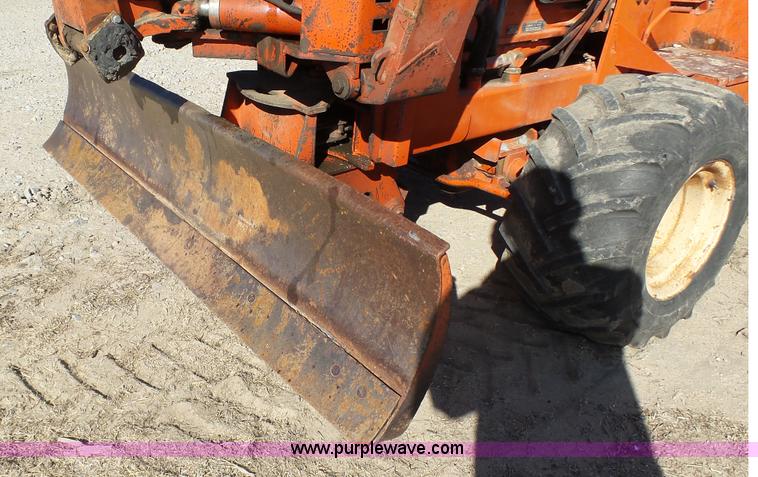 image for item J7278 Ditch Witch 6510 trencher