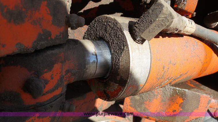 image for item J7278 Ditch Witch 6510 trencher