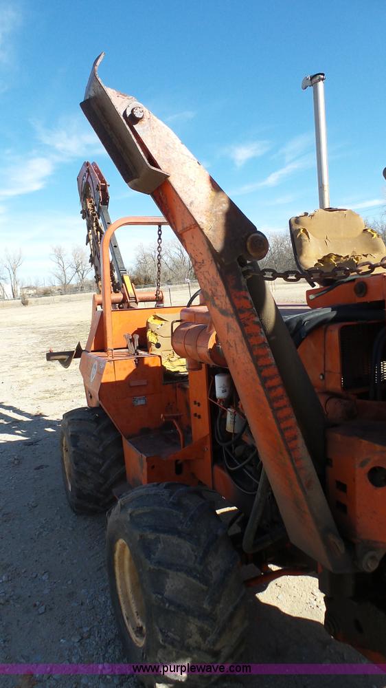 image for item J7278 Ditch Witch 6510 trencher